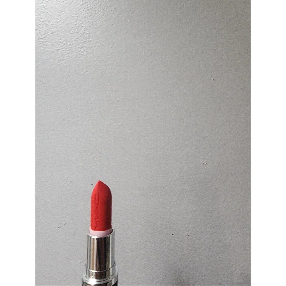 MAC Cosmetics Retro Matte Lipstick 607 Lady Danger Vivid Red
